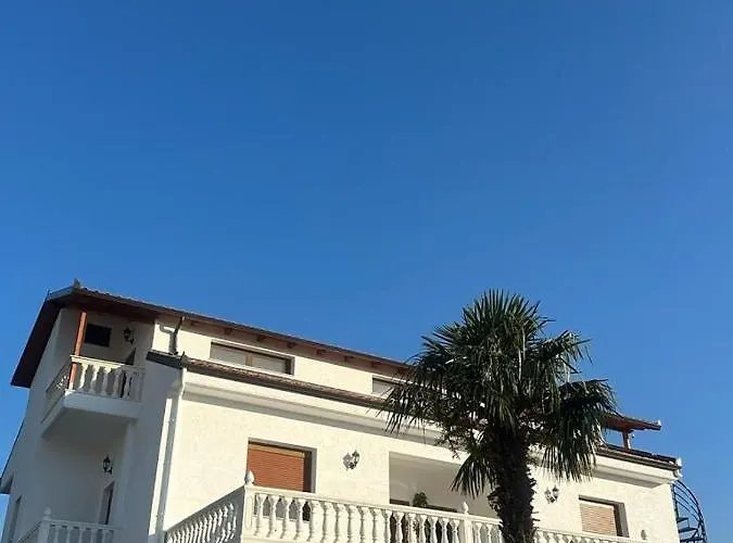 Lume Apartaments Orikum